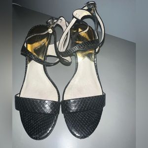 Michael by Michael Kors, Black leather heels, size 7